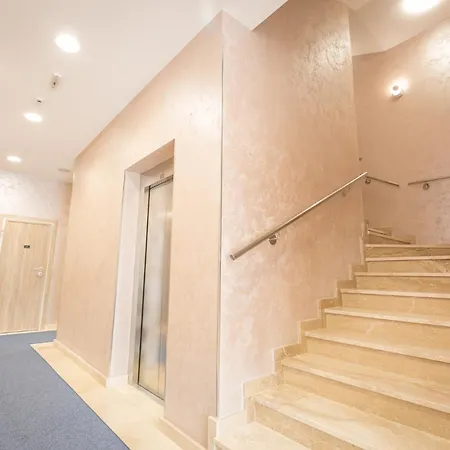 Mar Garni 3* Belgrado