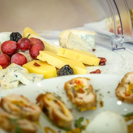 Отель Mar Garni Белград