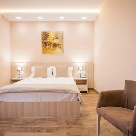 Mar Garni Hotel 3*