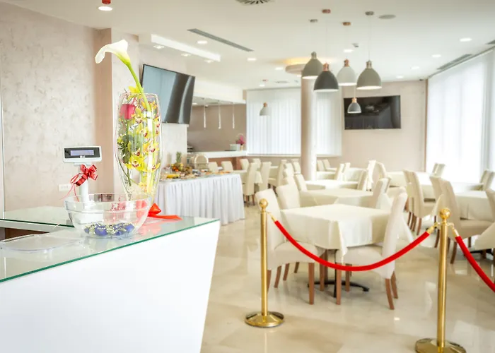 Отель Mar Garni